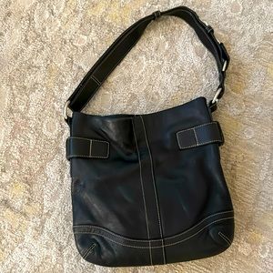 Classic coach black shoulder with silver buckles